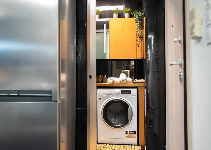Athens Centre Luxury Studio Close To Metro And Hospitals